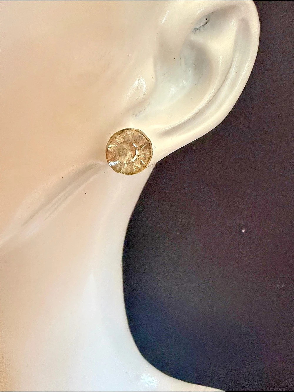 Textured Stud Earrings in Gold Like New